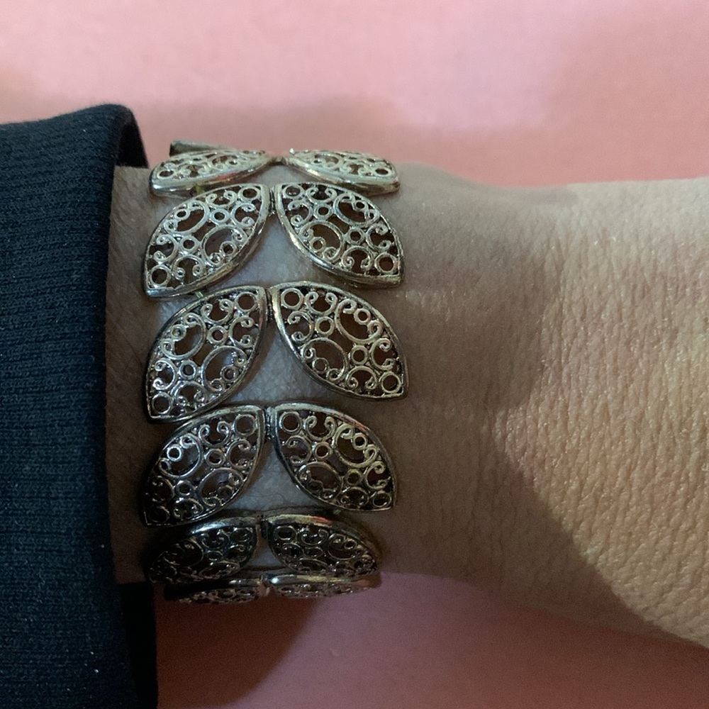 Beautiful bracelet, leaf pattern* - Picture 3 of 5